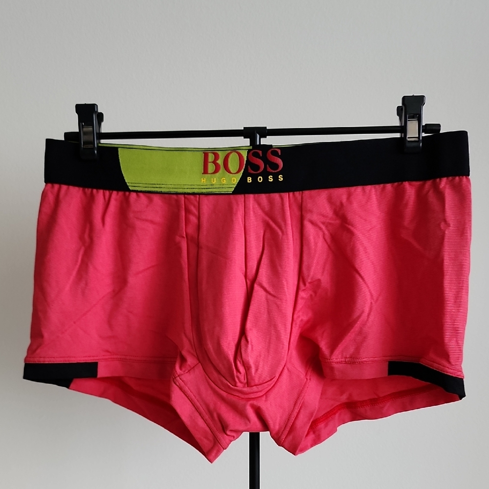 Hugo Boss Men's Vibrant Pink Boxer Briefs